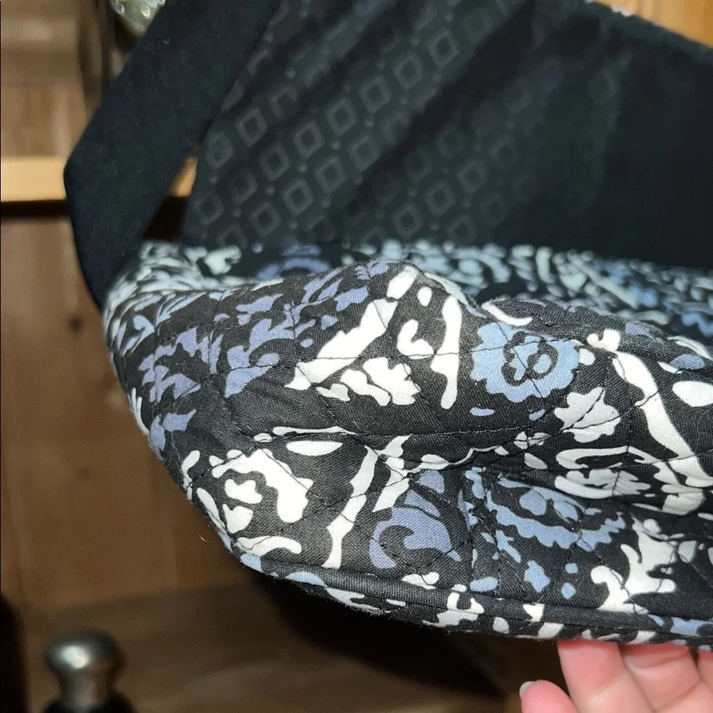 Vera Bradley Essential Messenger Bag in Paisley Noir Pattern